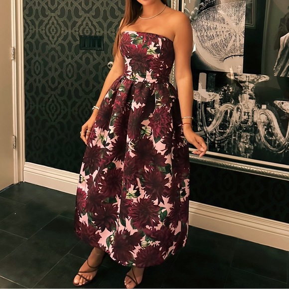 Oscar De la renta new season - Picture 4 of 6